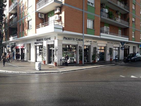 Proietti Carni